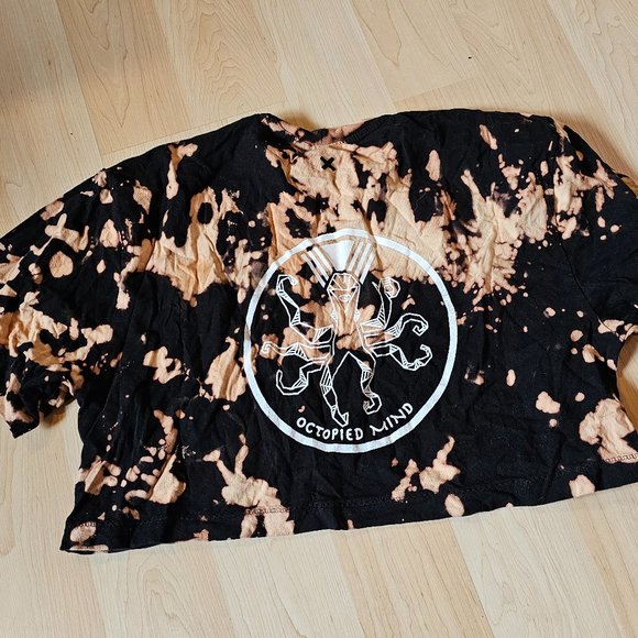 Octopied Mind - Tie Dye Crop Top - Picture 3 of 3